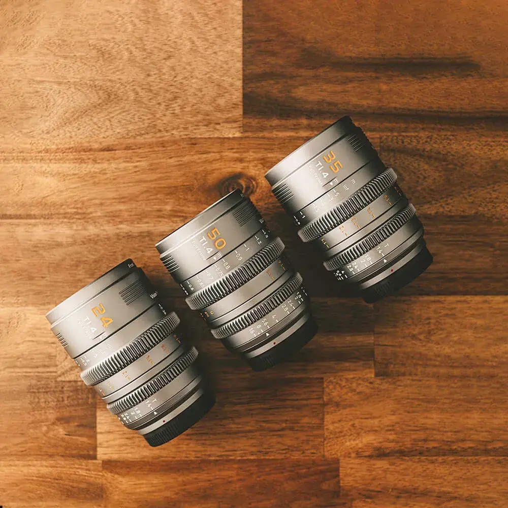 Los tres lentes Sirui Vision Prime T1.4 en gris metal